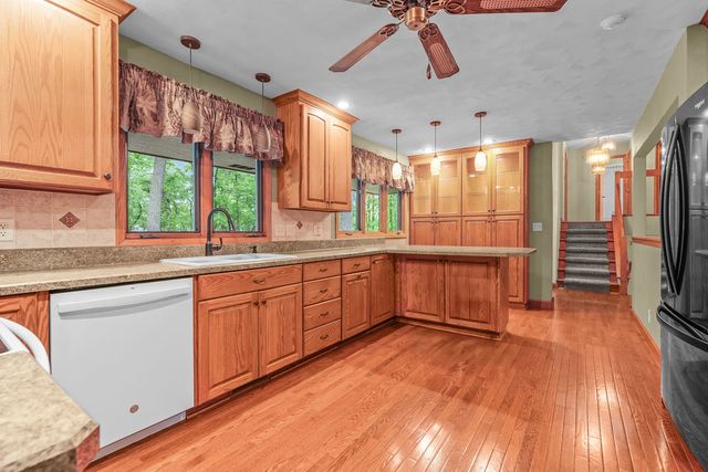 10876 CROCKETT Road, Roscoe, IL 61073