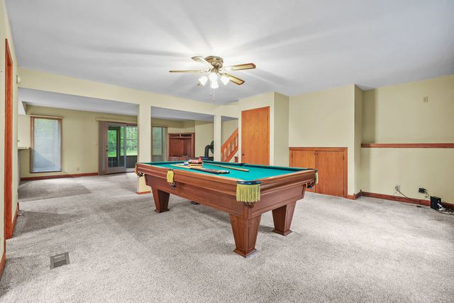 10876 CROCKETT Road, Roscoe, IL 61073