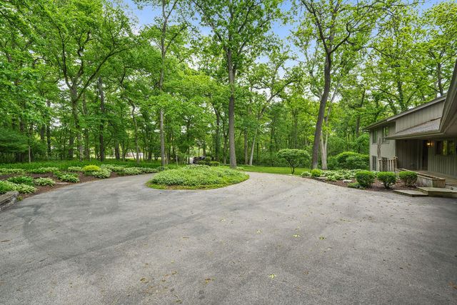 10876 CROCKETT Road, Roscoe, IL 61073