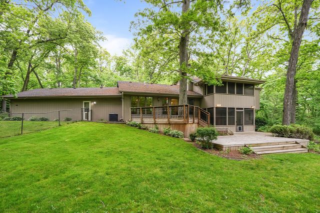 10876 CROCKETT Road, Roscoe, IL 61073