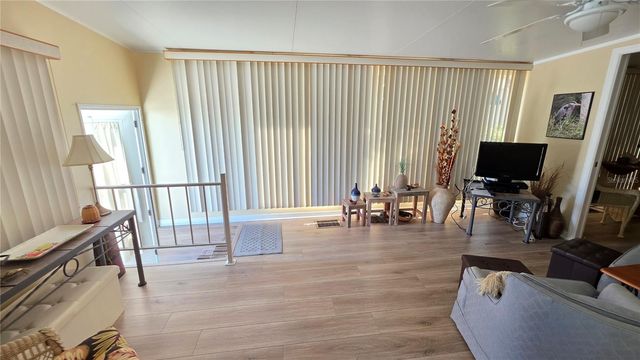 1674 UNIVERSITY PKWY LOT 159, Sarasota, FL 34243