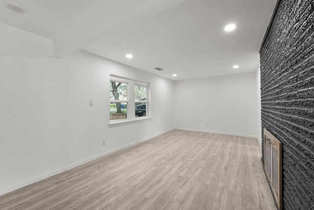 714 Colgate Circle, Garland, TX 75042