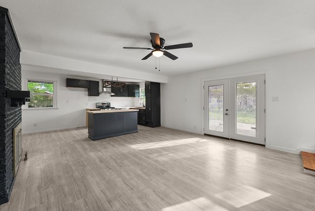 714 Colgate Circle, Garland, TX 75042