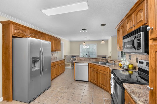 156 CARRINGTON AVE, Brighton, TN 38011