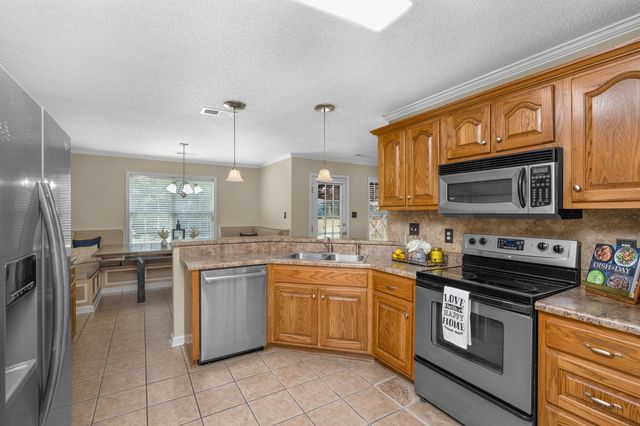 156 CARRINGTON AVE, Brighton, TN 38011