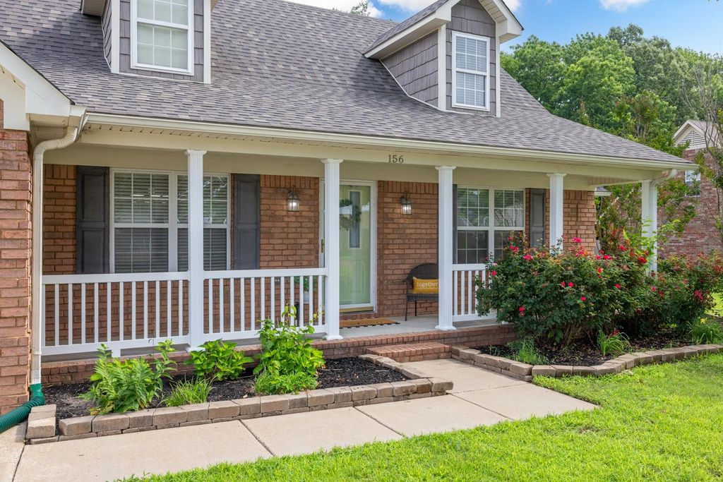 156 CARRINGTON AVE, Brighton, TN 38011