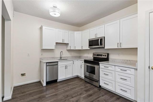 5559 Glenridge Drive 1110, Sandy Springs, GA 30342