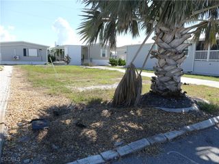 4915 Gulfgate LN, St James City, FL 33956