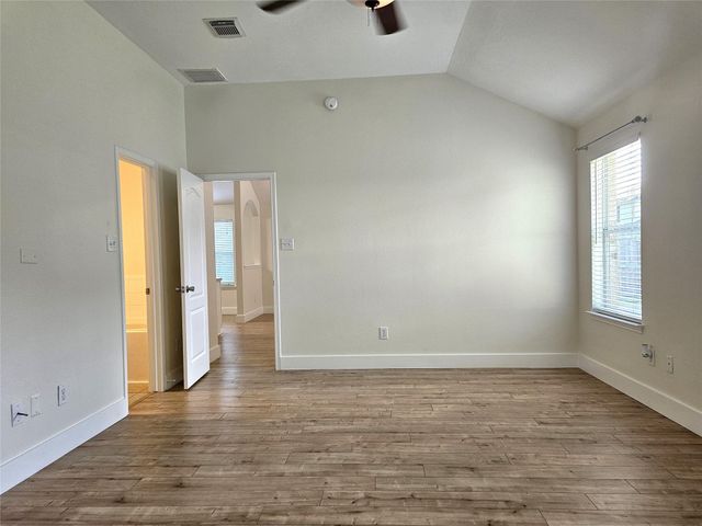 2610 Slider Court, League City, TX 77573