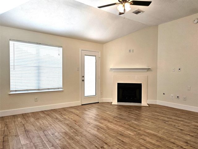 2610 Slider Court, League City, TX 77573