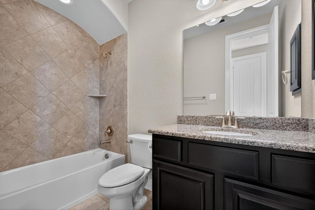 15303 Westland Gate Drive, Conroe, TX 77384