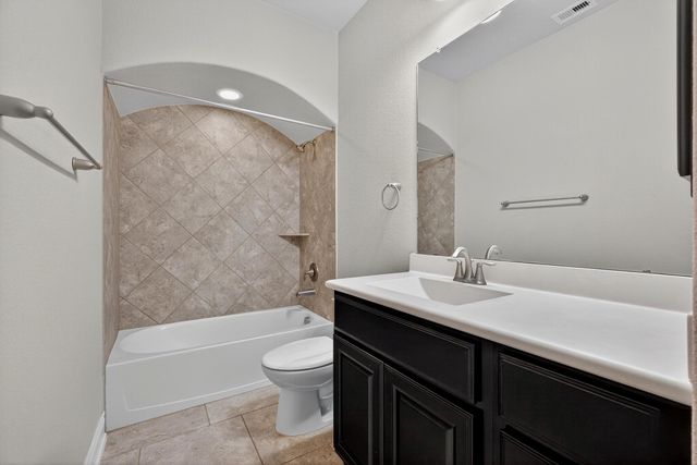 15303 Westland Gate Drive, Conroe, TX 77384