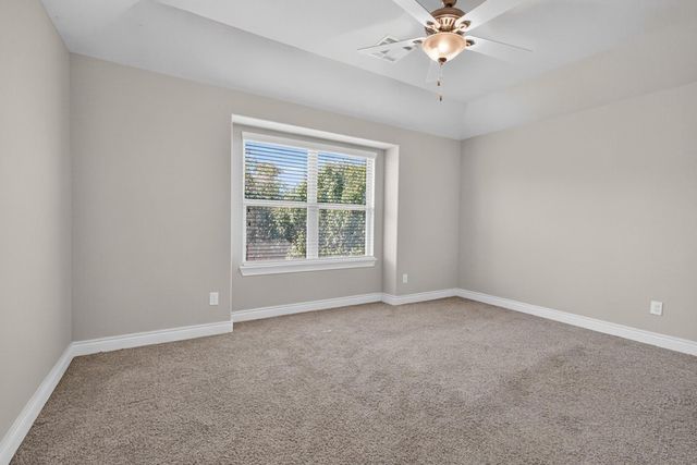 15303 Westland Gate Drive, Conroe, TX 77384