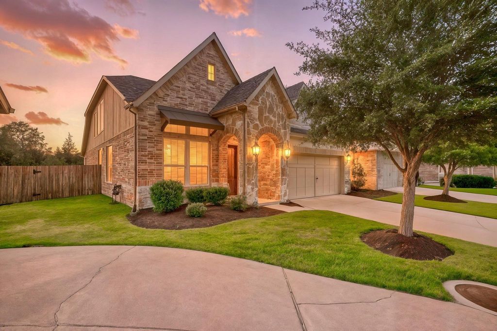 15303 Westland Gate Drive, Conroe, TX 77384