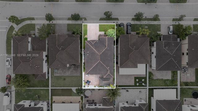 3521 W 92nd Pl, Hialeah, FL 33018