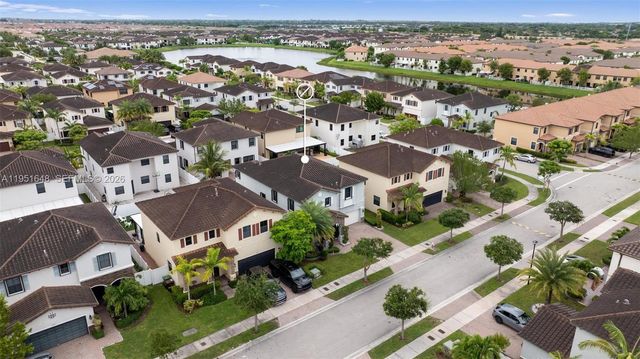 3521 W 92nd Pl, Hialeah, FL 33018