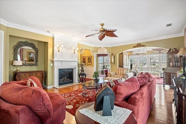 5015 Kings Common Way, Cumming, GA 30040