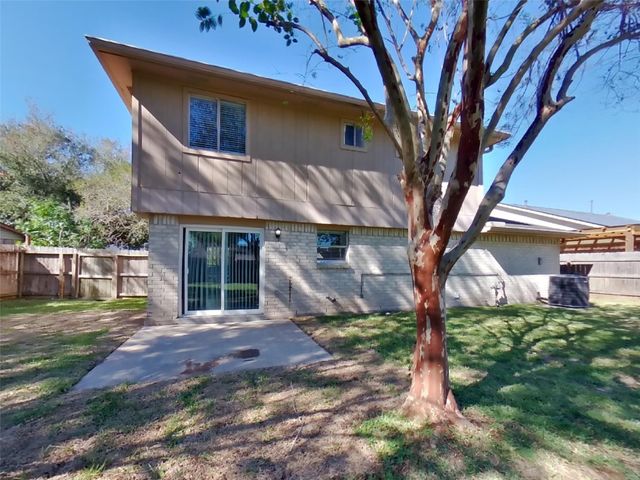 7519 Lobera Drive, Houston, TX 77083