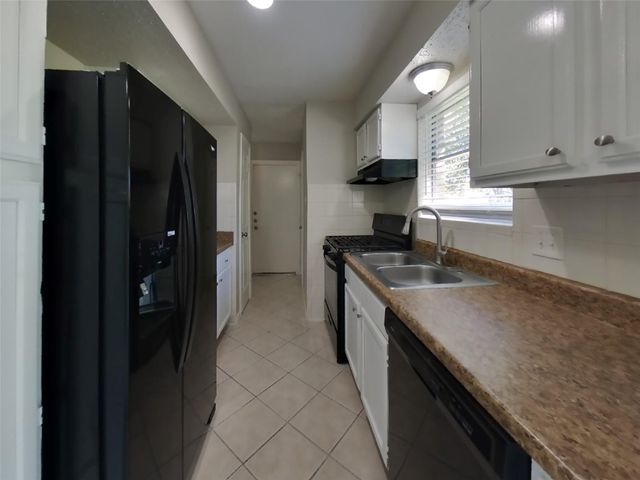 7519 Lobera Drive, Houston, TX 77083