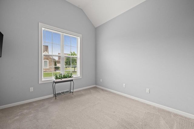 1522 Champion COURT, Oconomowoc, WI 53066