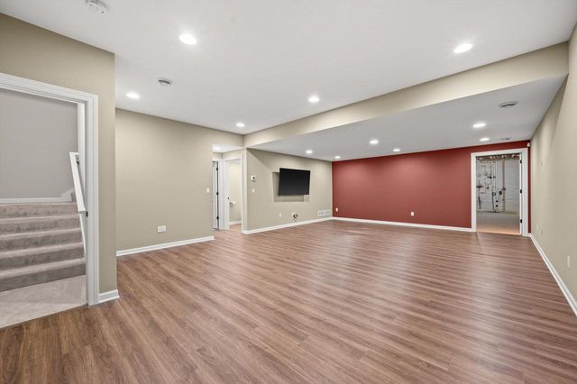 1522 Champion COURT, Oconomowoc, WI 53066