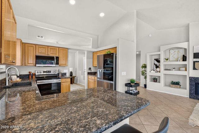 9421 E SLEEPY HOLLOW Trail, Gold Canyon, AZ 85118