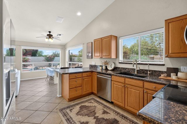 9421 E SLEEPY HOLLOW Trail, Gold Canyon, AZ 85118