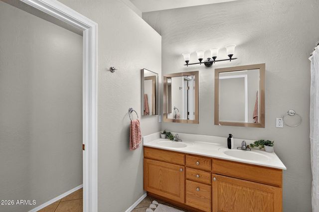 9421 E SLEEPY HOLLOW Trail, Gold Canyon, AZ 85118