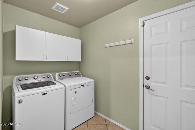 9421 E SLEEPY HOLLOW Trail, Gold Canyon, AZ 85118