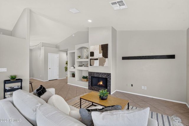 9421 E SLEEPY HOLLOW Trail, Gold Canyon, AZ 85118
