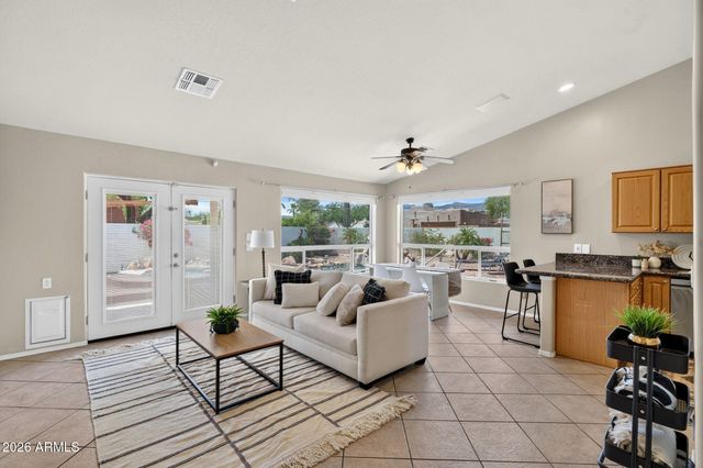 9421 E SLEEPY HOLLOW Trail, Gold Canyon, AZ 85118