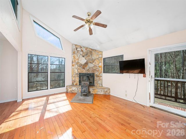 966 Waites Hollifield Road, Marion, NC 28752