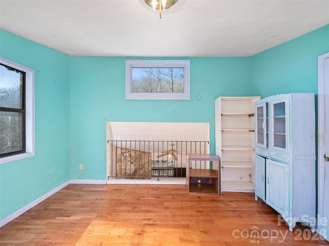 966 Waites Hollifield Road, Marion, NC 28752