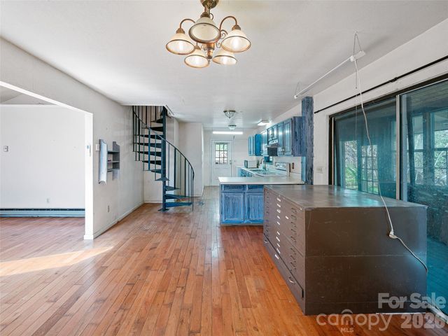 966 Waites Hollifield Road, Marion, NC 28752