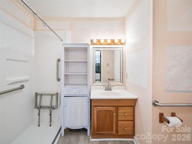 966 Waites Hollifield Road, Marion, NC 28752