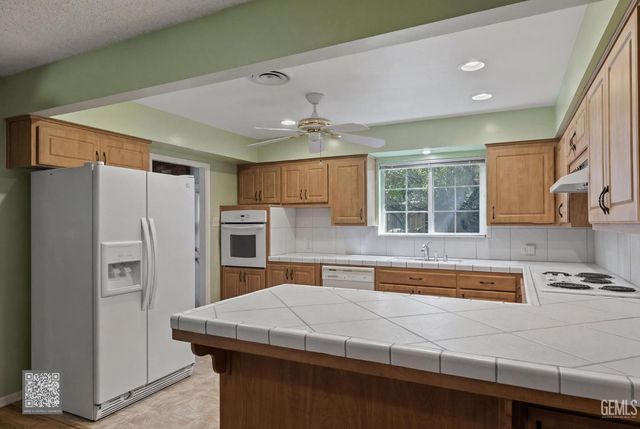 3606 Kaibab Avenue, Bakersfield, CA 93306