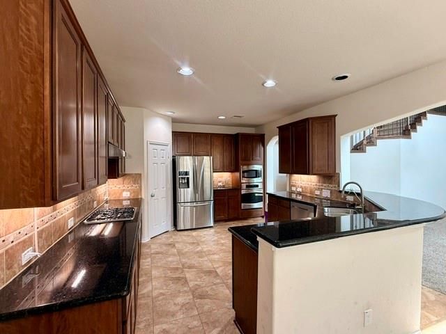 10002 Nathans Cove, Houston, TX 77089