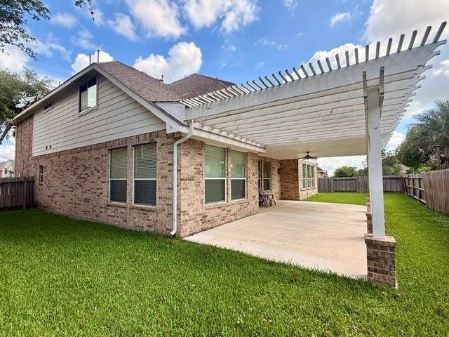 10002 Nathans Cove, Houston, TX 77089
