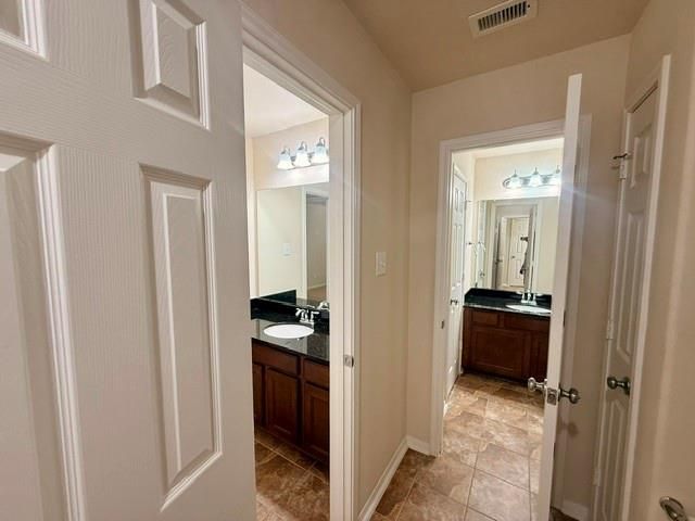 10002 Nathans Cove, Houston, TX 77089