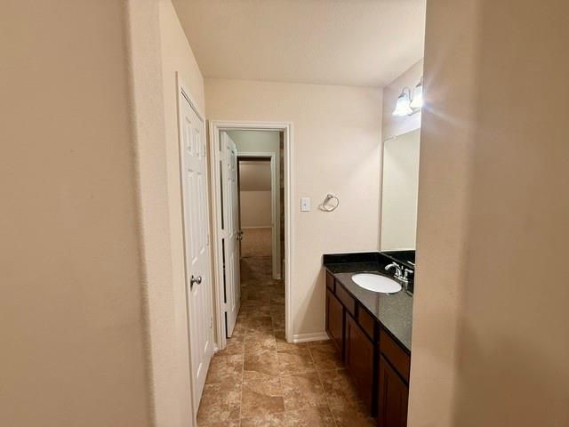 10002 Nathans Cove, Houston, TX 77089