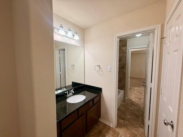 10002 Nathans Cove, Houston, TX 77089