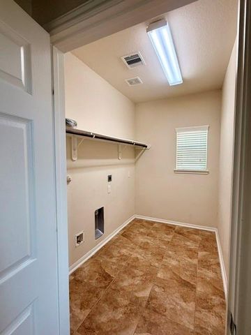 10002 Nathans Cove, Houston, TX 77089