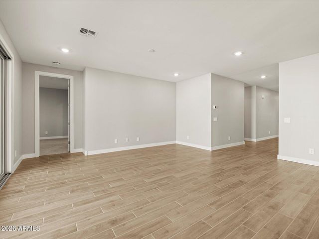 10827 W JONES Avenue, Tolleson, AZ 85353