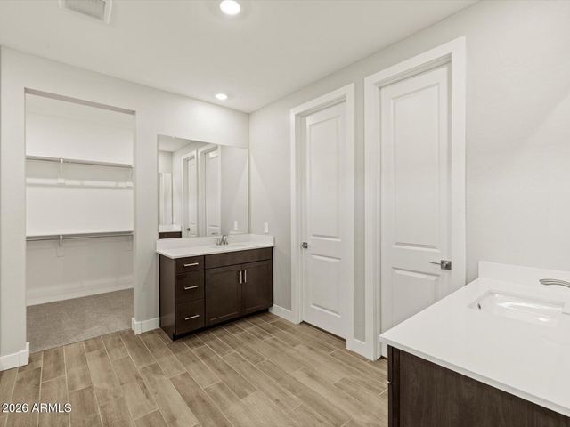 10827 W JONES Avenue, Tolleson, AZ 85353