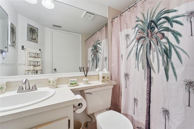 2496 NW 89th Dr 2496, Coral Springs, FL 33065