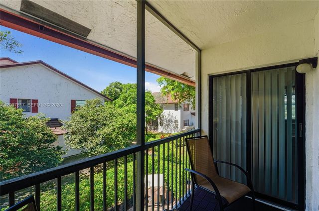 2496 NW 89th Dr 2496, Coral Springs, FL 33065