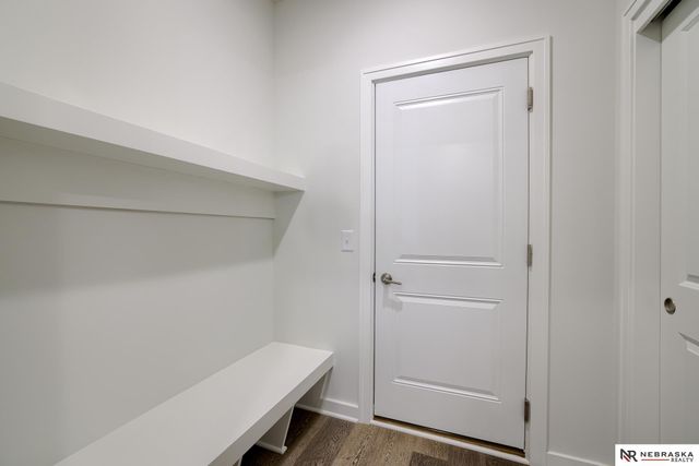 11306 Portage Circle, Papillion, NE 68046