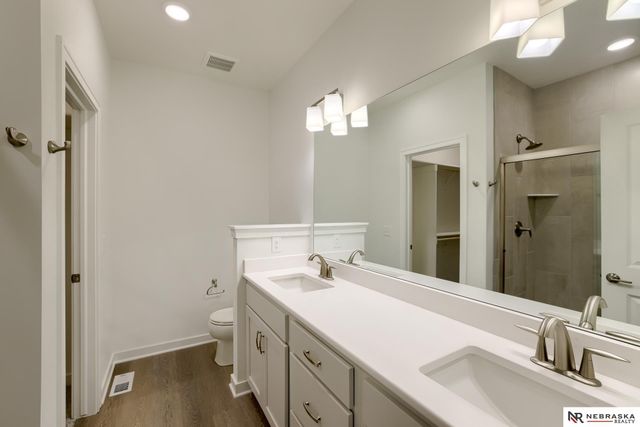 11306 Portage Circle, Papillion, NE 68046