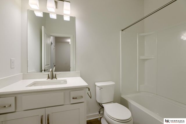 11306 Portage Circle, Papillion, NE 68046