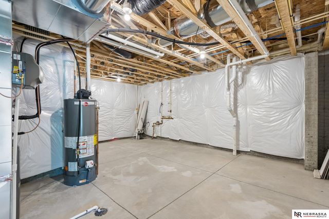 11306 Portage Circle, Papillion, NE 68046